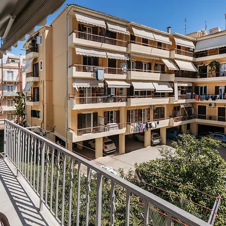 Intown Corfu 2br Apartment! Apartament